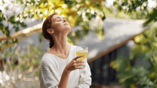 Kombucha: cos’è la bevanda fermentata che porta la primavera nel bicchiere