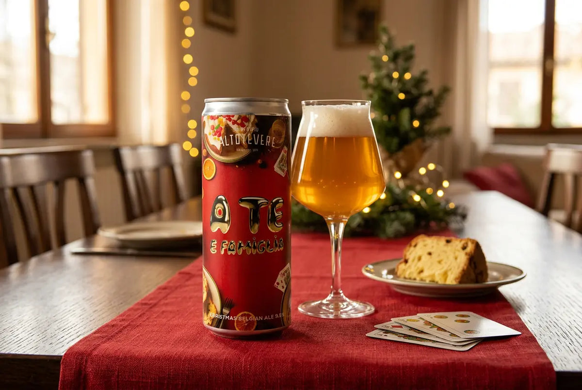 A te e Famiglia la kerstbier di Birrificio Altotevere gli Auguri di Natale in lattina - maltese.beer