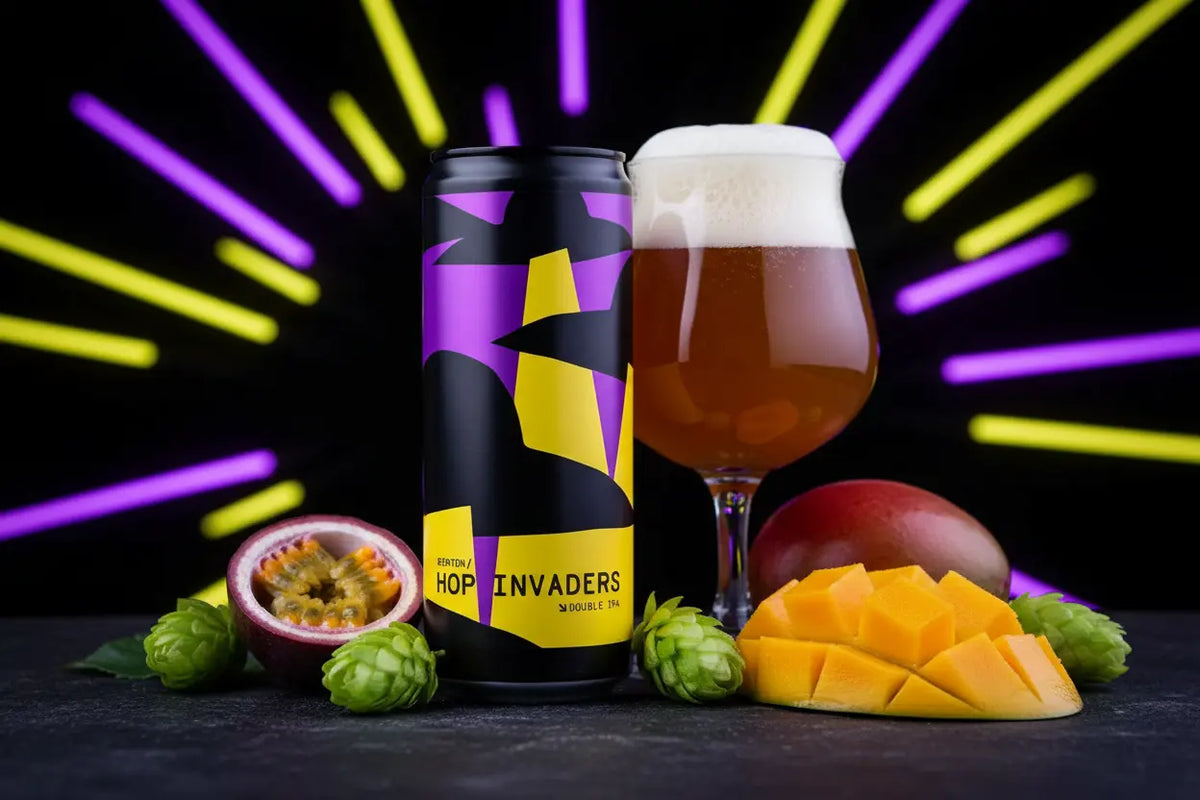 Hop Invaders la IPA di Renton non si nasconde. Dosi massicce di luppoli americani Chinook, Centennial e Mosaic - maltese.beer