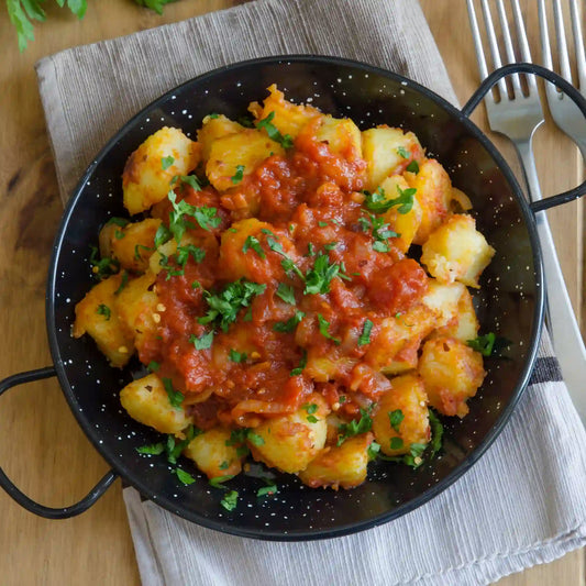 Patatas bravas con salsa piccante alla birra IPA - maltese.beer