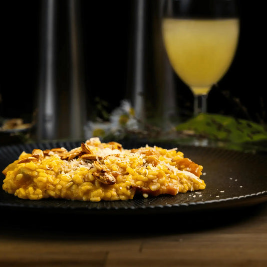 Risotto al Sidro di Mele con Scamorza Affumicata e Pancetta Croccante