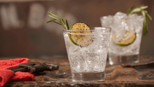 Gin tonic ricetta di uno dei cocktail più iconicicome fare gin tonic,gin tonic,gin tonic come si fa,gin tonic ricettaMaltese