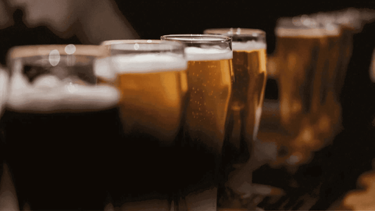 I migliori bicchieri per birra artigianale: guida all'acquisto
