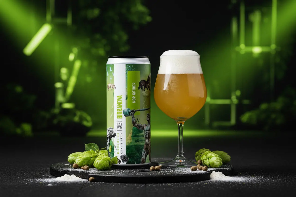 Hop Gainer di Birranova una NEIPA analcolica che sposta l'asticella in alto. Lo stile è quello delle New England IPA ma con solo 0,5% di alcol in volume - maltese.beer