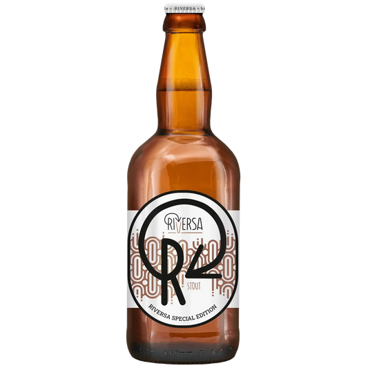 Riversa Stout, birra artigianale speciale in bottiglia, colore scuro e aromi intensi di cioccolato e caffè.